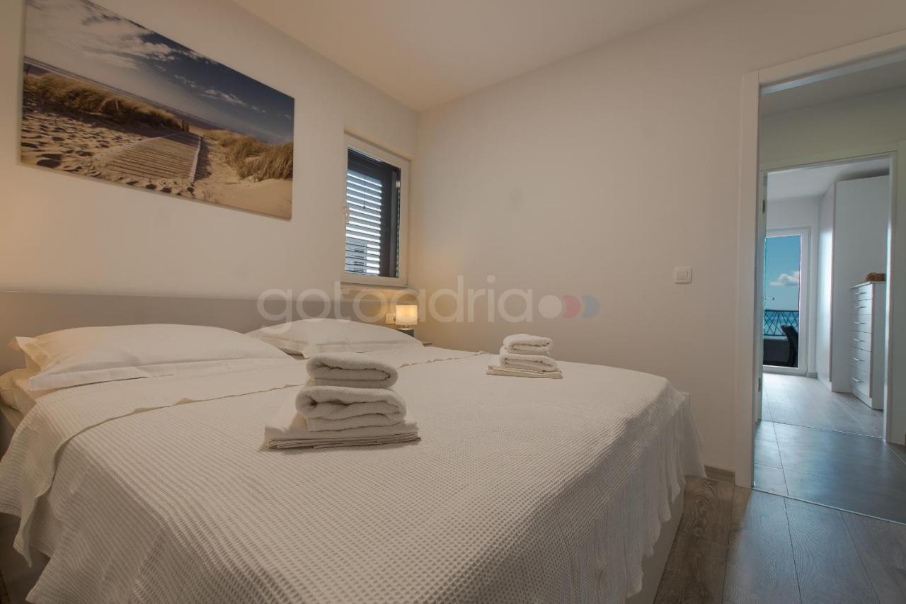 מאקרסקה Sea View Apartment Leana מראה חיצוני תמונה