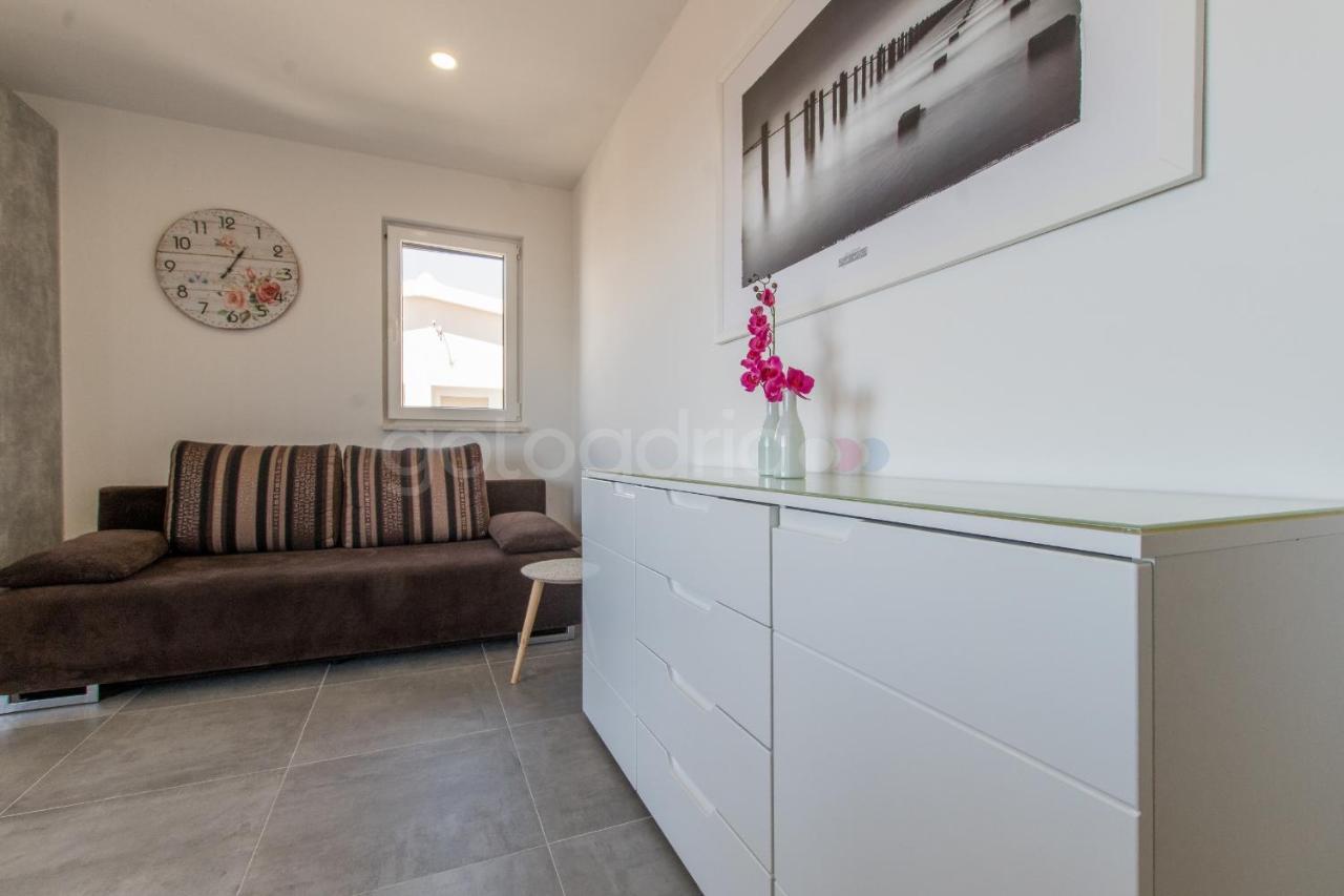 מאקרסקה Sea View Apartment Leana מראה חיצוני תמונה