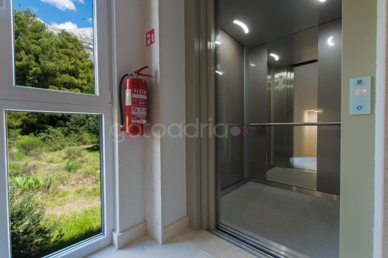 מאקרסקה Sea View Apartment Leana מראה חיצוני תמונה